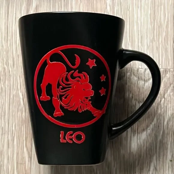 LEO Zodiac Lion Astrology Black Red Mug with Large Red Leo Design Like New - Picture 1 of 9